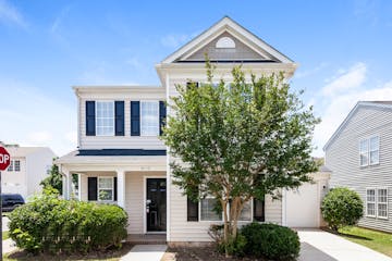 8618 Sawleaf Ct Charlotte, NC 28215
